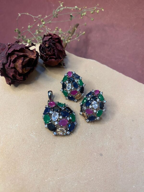 Ratna Raga Pendant Set