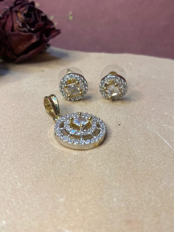 Dazzle Charm Pendant Set